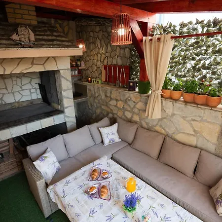 Danijela Ii * Šibenik