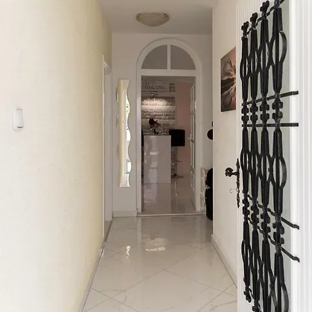 Danijela Ii Apartamento Šibenik