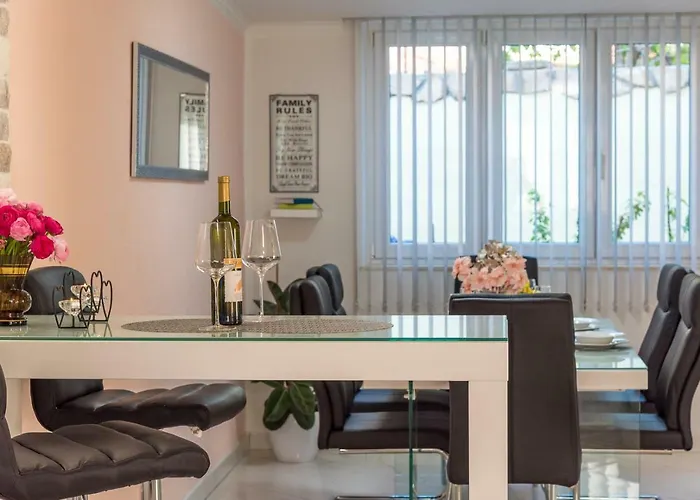 Danijela Ii 아파트