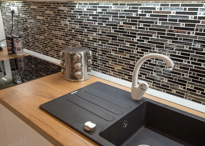 Danijela Ii * 시베니크