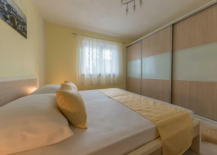 아파트 Danijela Ii *