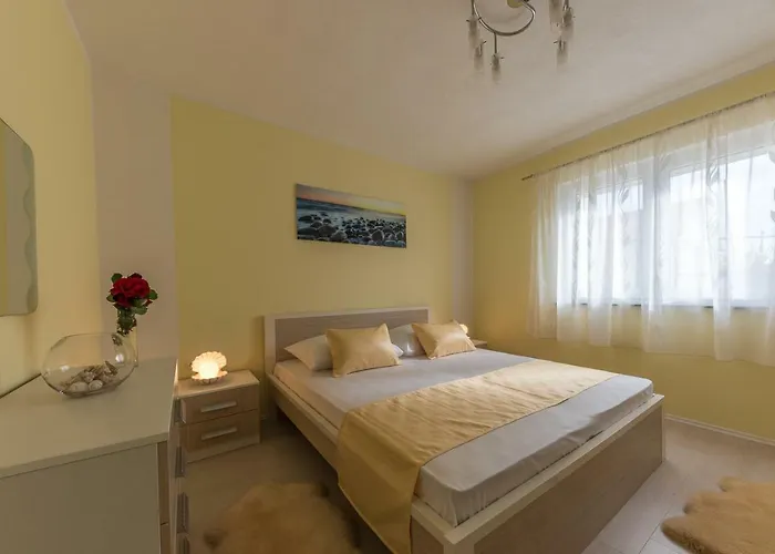 Danijela Ii 아파트